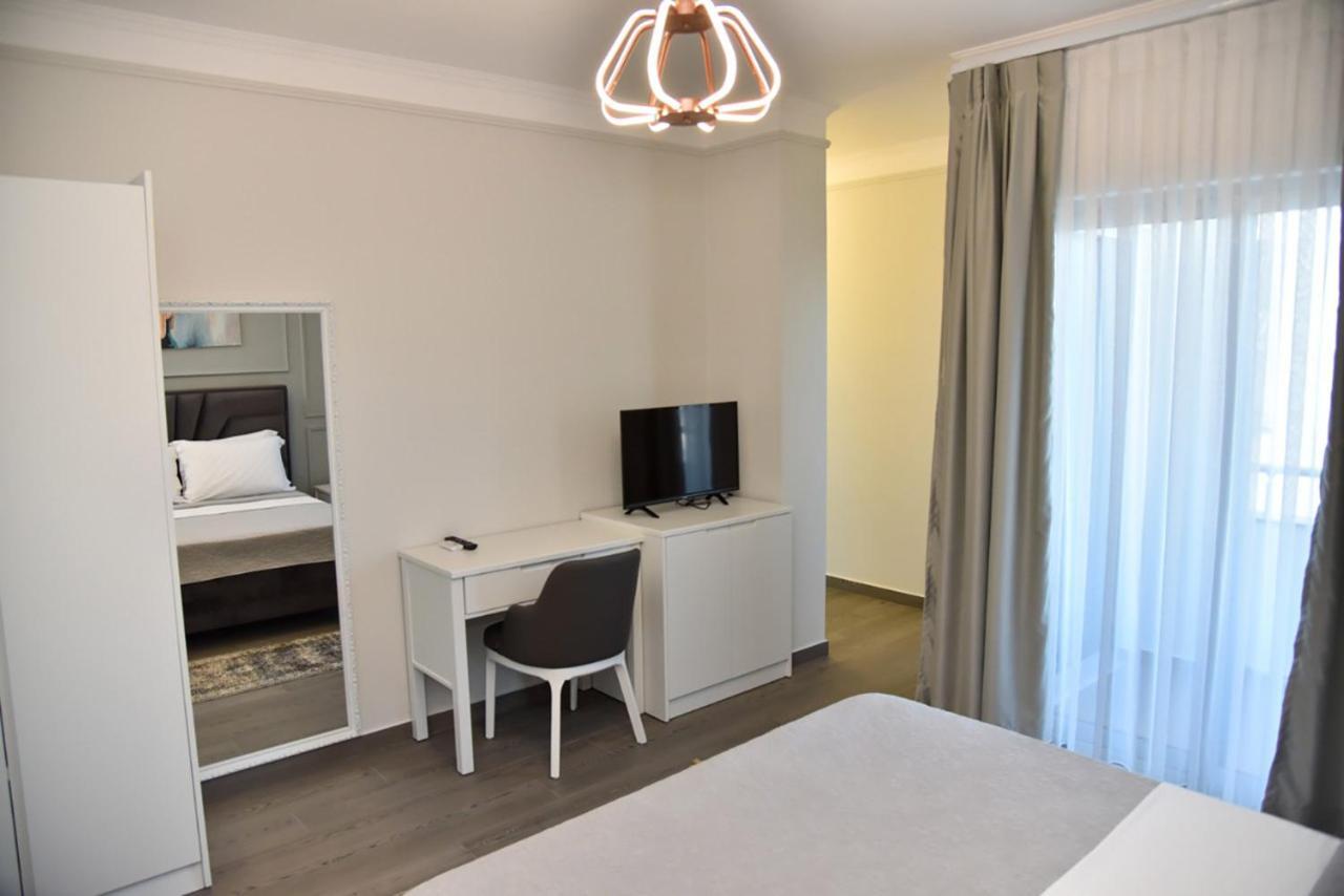Hotel Imperiale Durrës Exterior foto